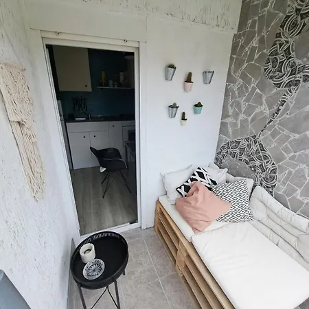 Apartment Art